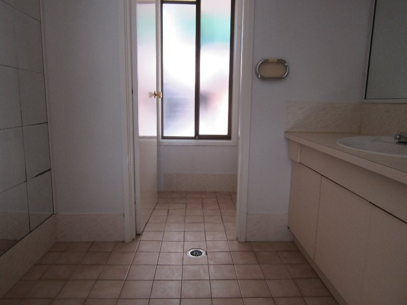 14 Pandian Crescent, Bellbowrie QLD 4070