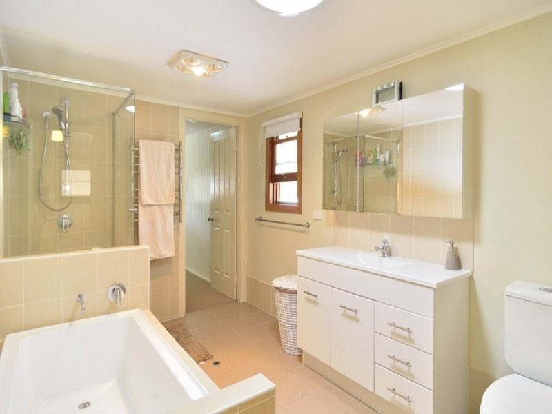 141 Cascade Street, Raceview QLD 4305