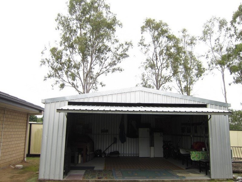 16 Rangeview Drive, Flinders View QLD 4305