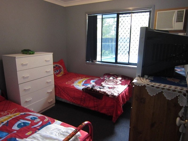 16 Rangeview Drive, Flinders View QLD 4305