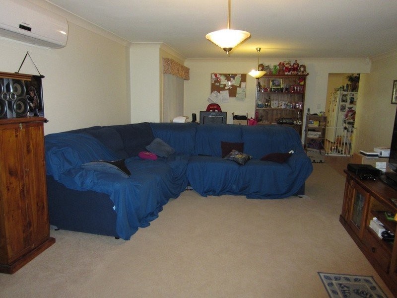 5 Japonica Court, Yamanto QLD 4305