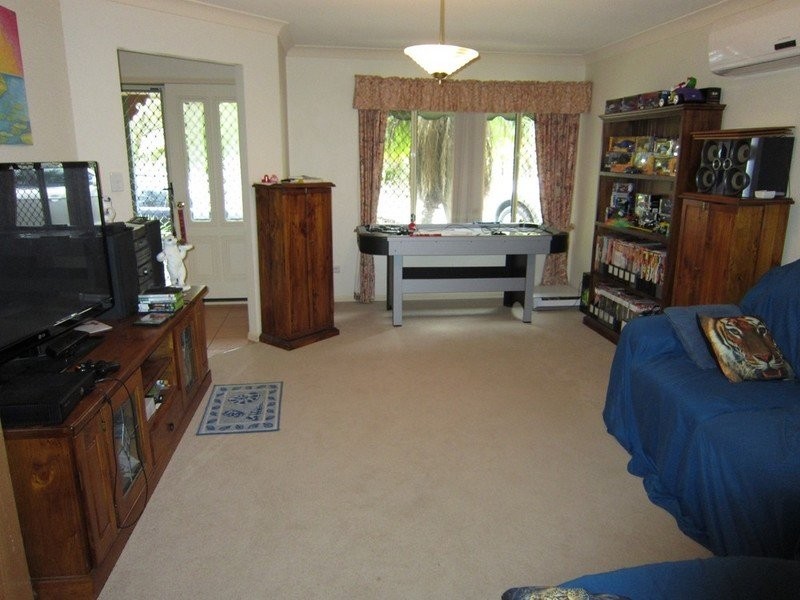 5 Japonica Court, Yamanto QLD 4305