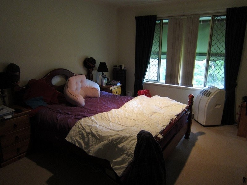 5 Japonica Court, Yamanto QLD 4305