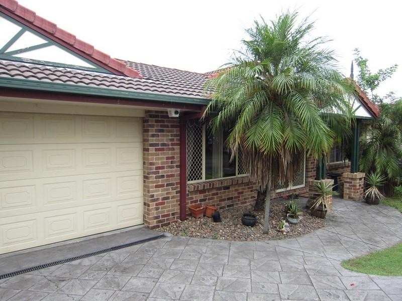 5 Japonica Court, Yamanto QLD 4305