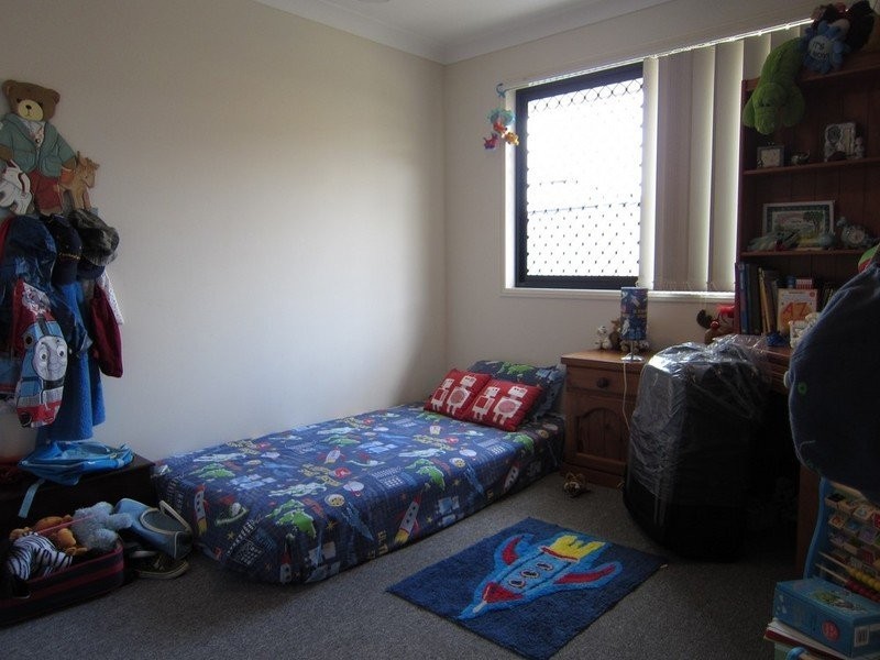 26 Burswood Close, Wulkuraka QLD 4305