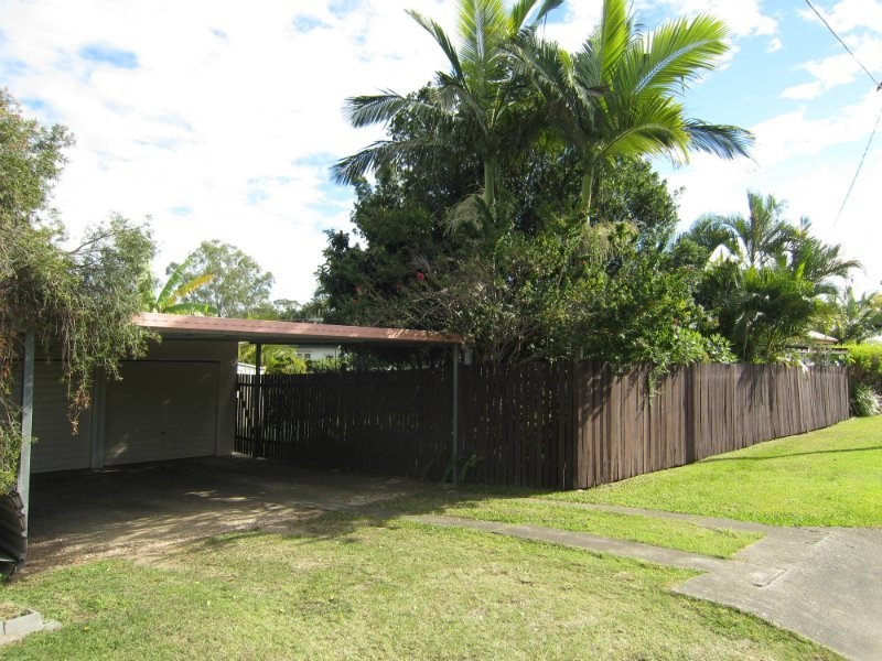 3 Shapcott Street, Eastern Heights QLD 4305