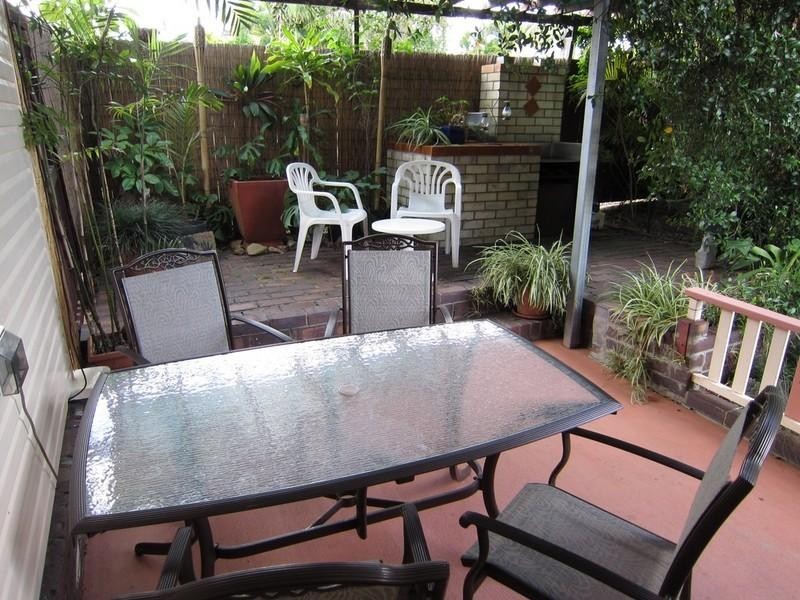 3 Shapcott Street, Eastern Heights QLD 4305