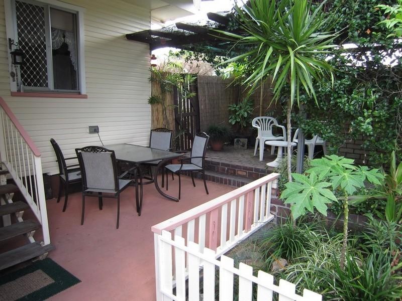 3 Shapcott Street, Eastern Heights QLD 4305