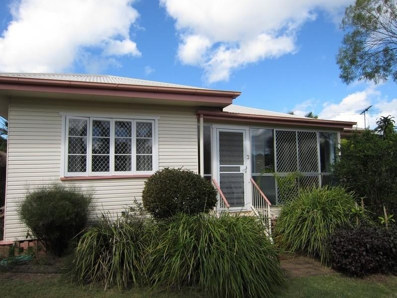 3 Shapcott Street, Eastern Heights QLD 4305