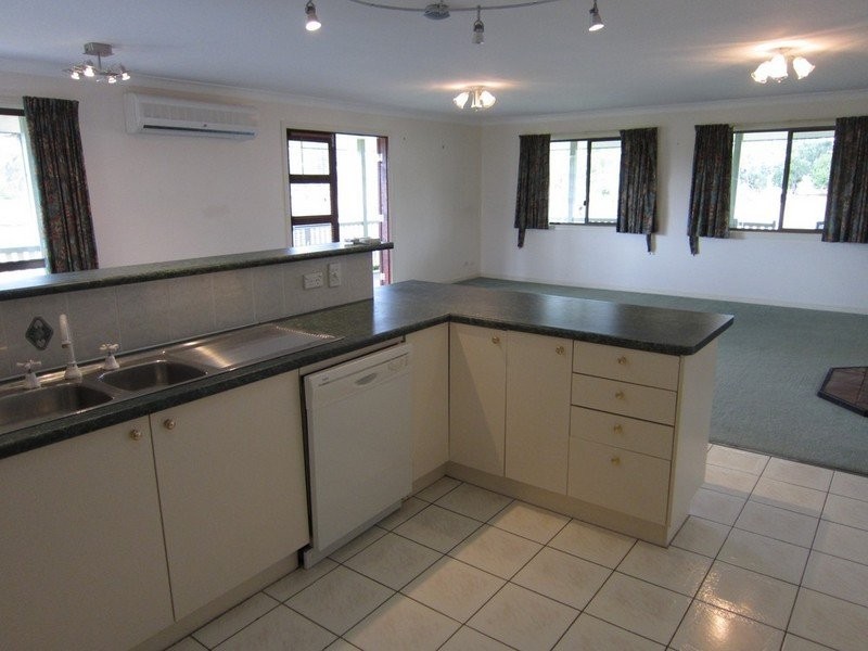 24 Midland Street, Yamanto QLD 4305