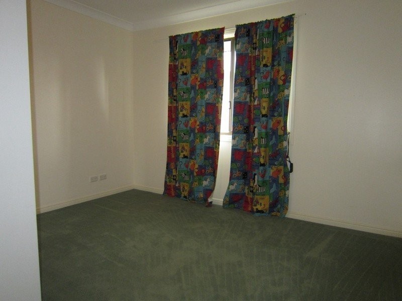 24 Midland Street, Yamanto QLD 4305