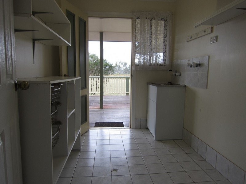 24 Midland Street, Yamanto QLD 4305