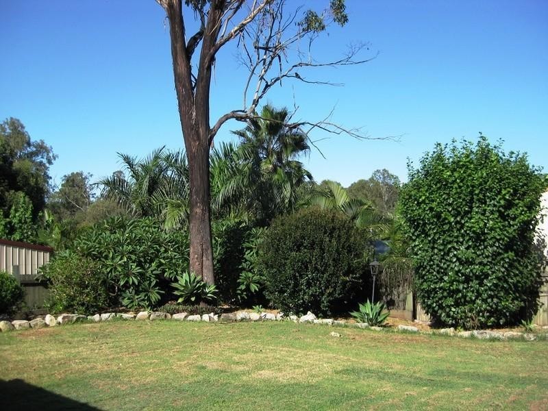 8 Broad Street, Brassall QLD 4305