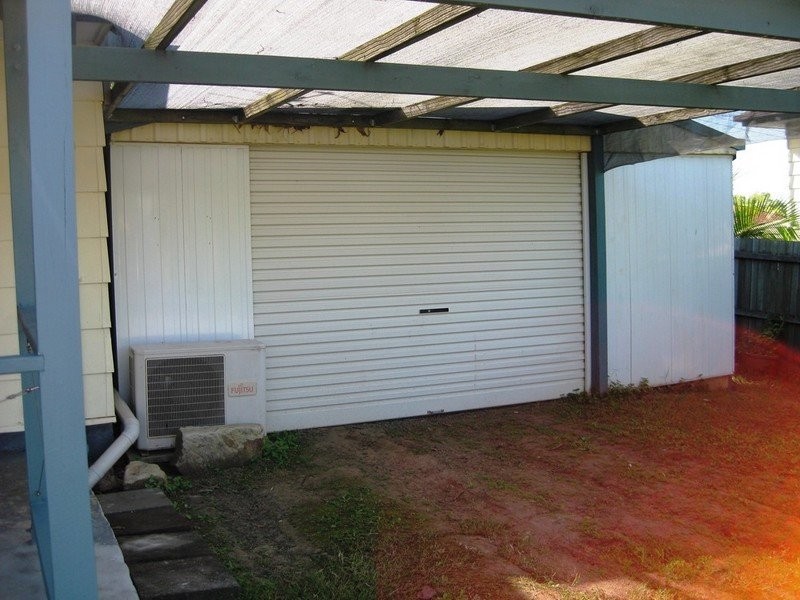8 Broad Street, Brassall QLD 4305
