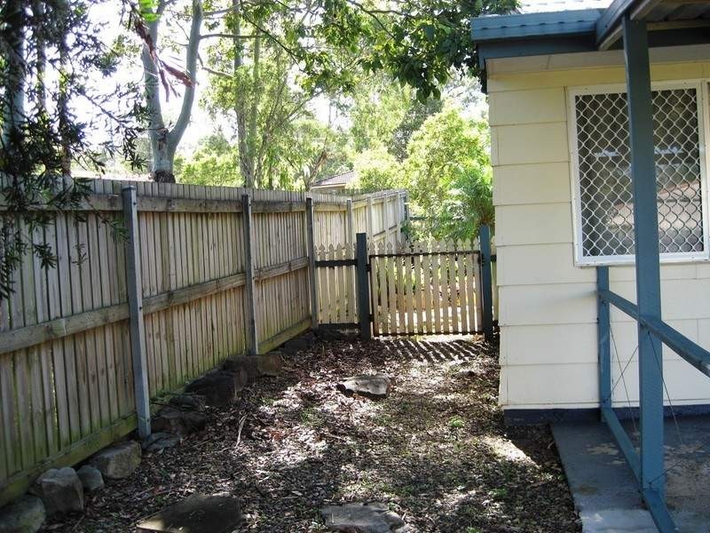 8 Broad Street, Brassall QLD 4305