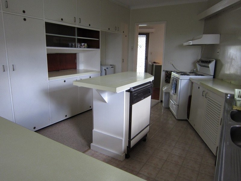7 Walker Street, Ipswich QLD 4305