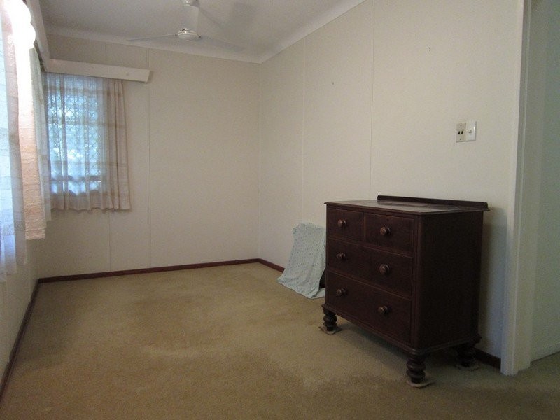 7 Walker Street, Ipswich QLD 4305