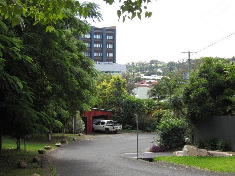 7 Walker Street, Ipswich QLD 4305