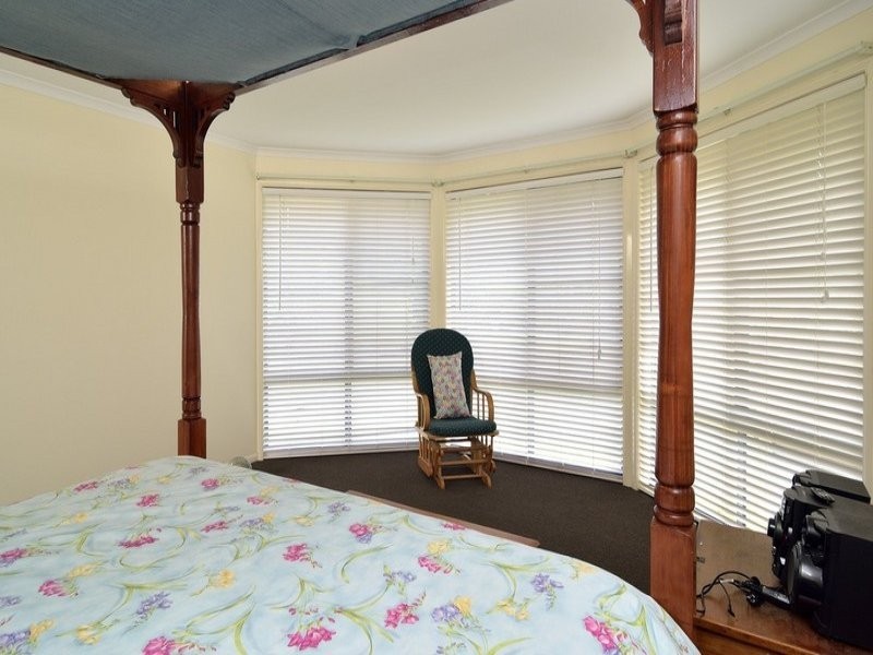 87 Diamantina Circle, Karalee QLD 4306