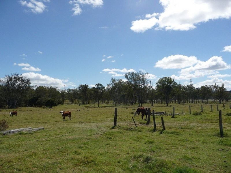 397 Hiddenvale Road, Calvert QLD 4340