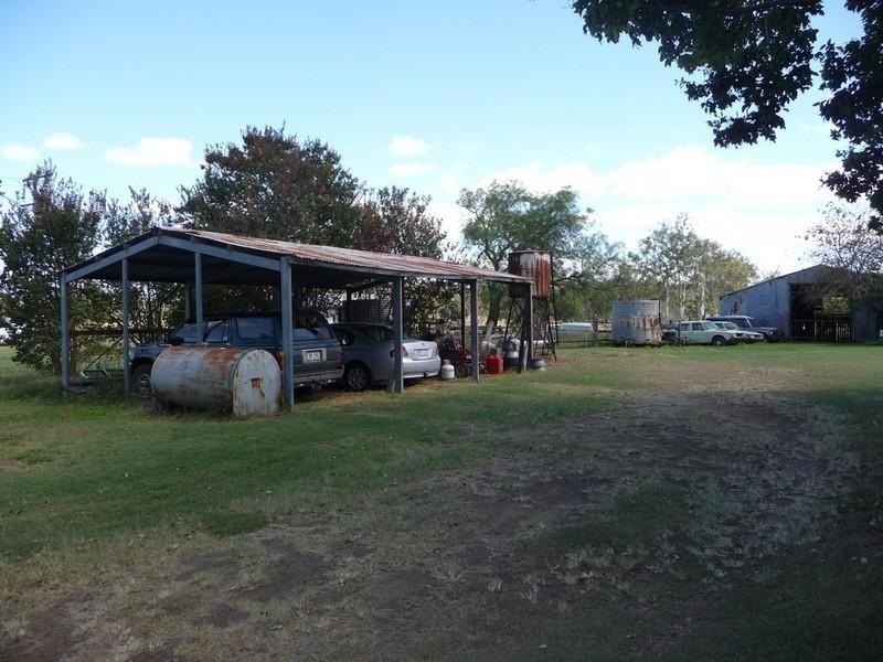 397 Hiddenvale Road, Calvert QLD 4340