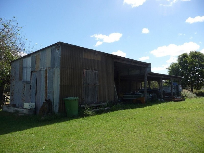 397 Hiddenvale Road, Calvert QLD 4340