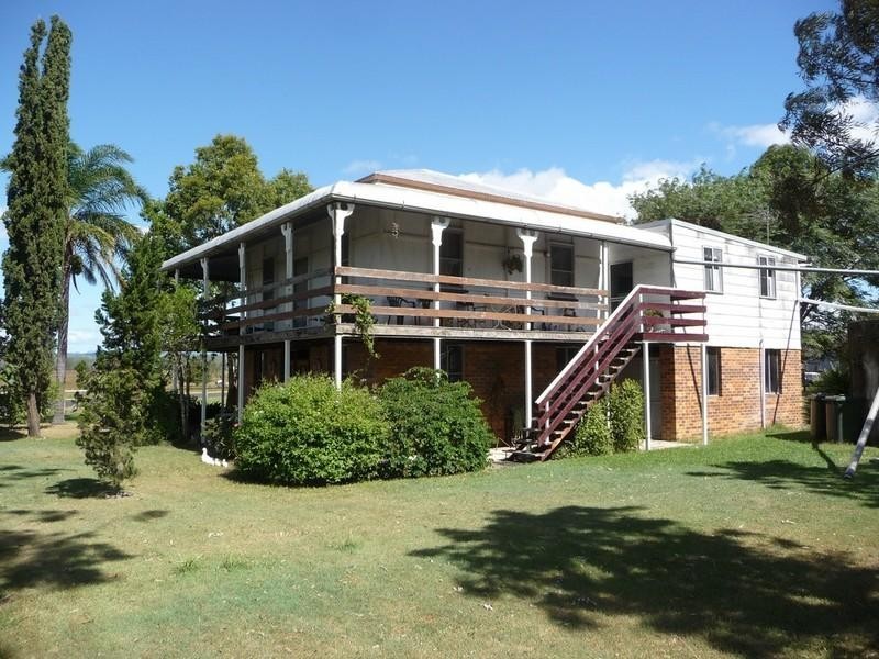 397 Hiddenvale Road, Calvert QLD 4340