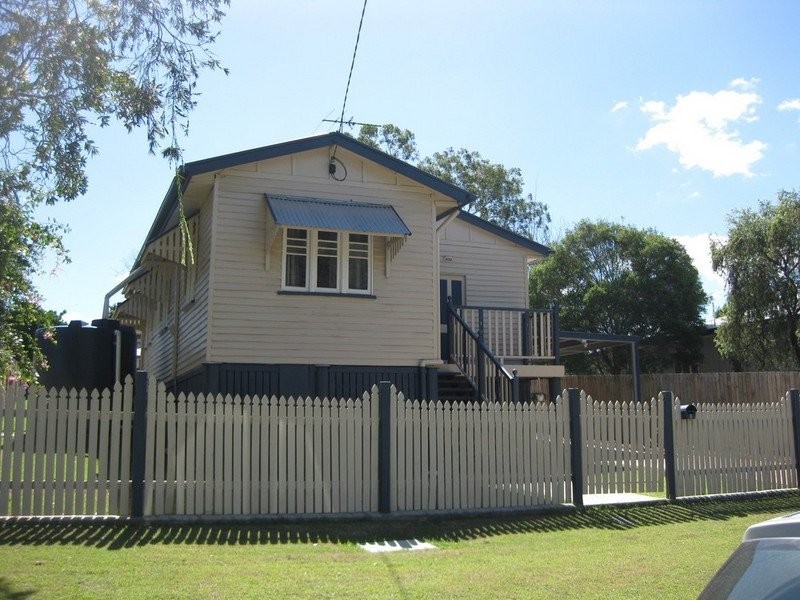 8 Wyman Street, Brassall QLD 4305