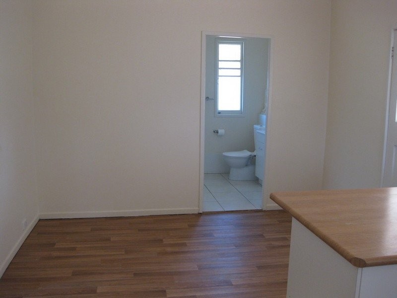 8 Wyman Street, Brassall QLD 4305