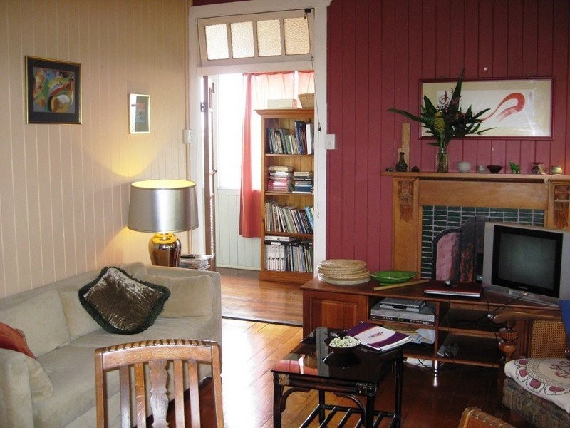 3 Hill Street, North Ipswich QLD 4305