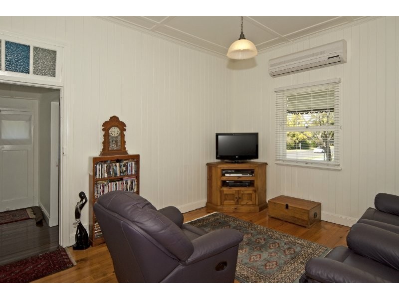 56 Blackall Street, Basin Pocket QLD 4305