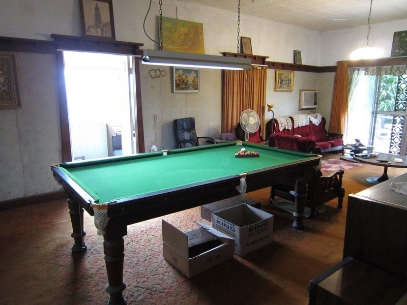 1 Whitehill Road, Newtown QLD 4305