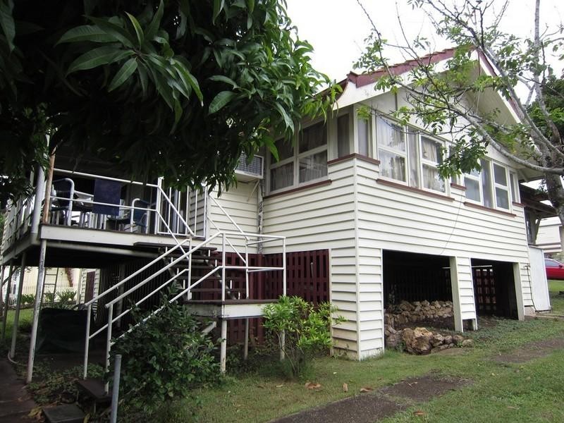 1 Whitehill Road, Newtown QLD 4305