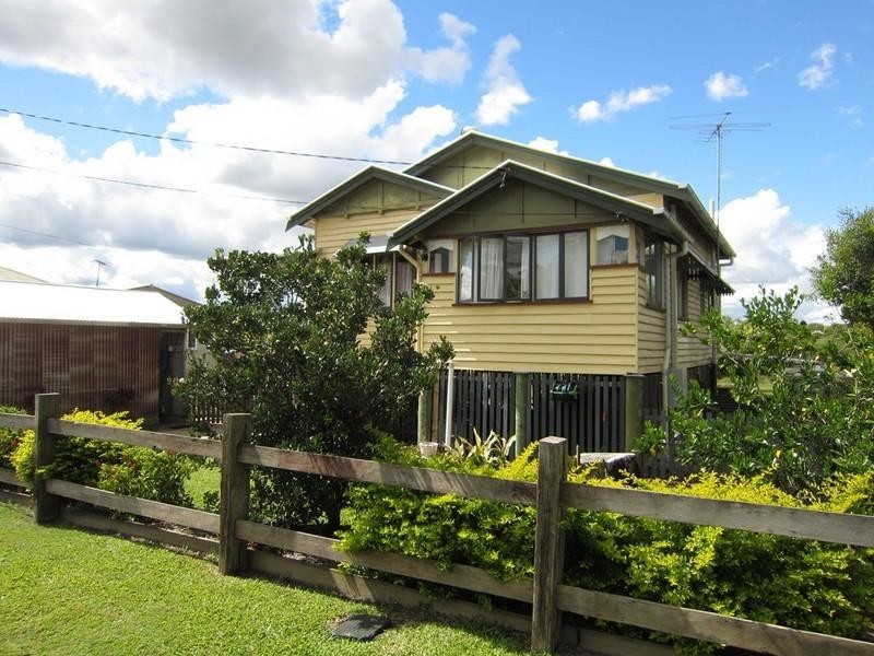 15 Nathan Street, East Ipswich QLD 4305