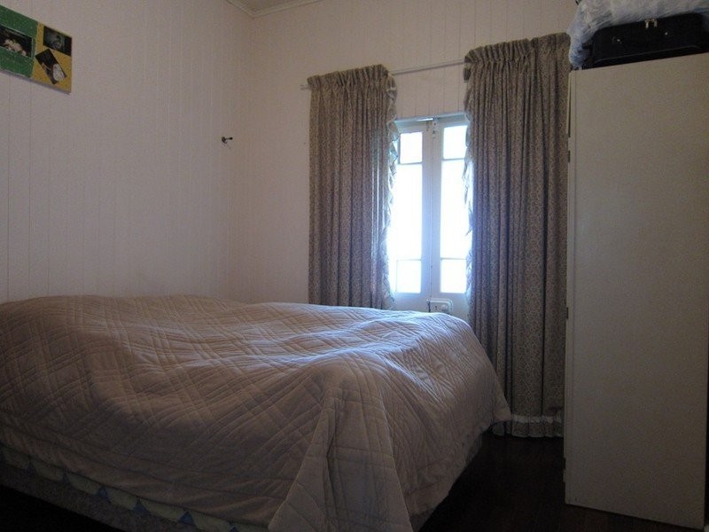 15 Nathan Street, East Ipswich QLD 4305