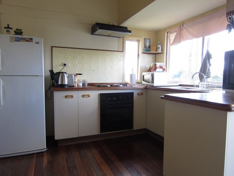 15 Nathan Street, East Ipswich QLD 4305