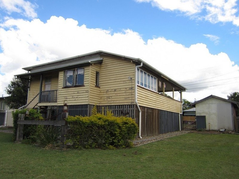 15 Nathan Street, East Ipswich QLD 4305