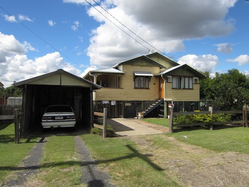 15 Nathan Street, East Ipswich QLD 4305