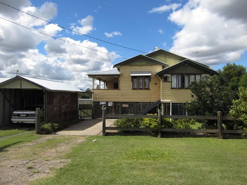 15 Nathan Street, East Ipswich QLD 4305