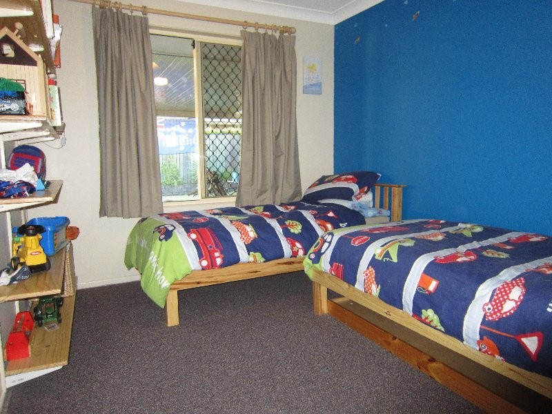 20 Arabian Close, Yamanto QLD 4305