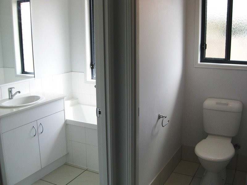 98 Westminster Crescent, Raceview QLD 4305