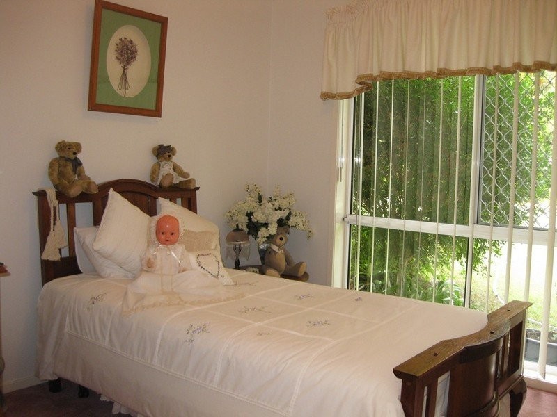 28 Flame Tree Court, Walloon QLD 4306