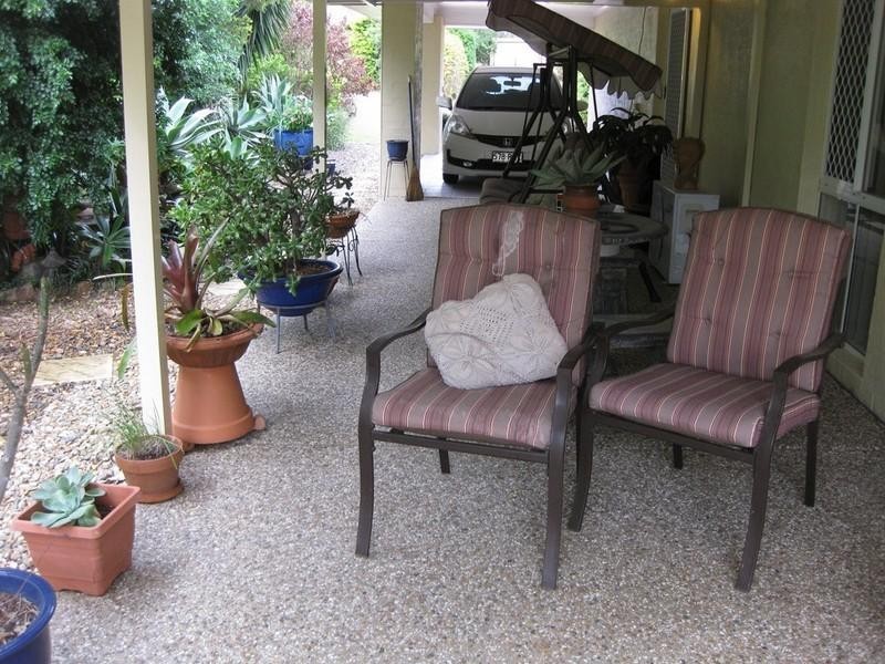 28 Flame Tree Court, Walloon QLD 4306