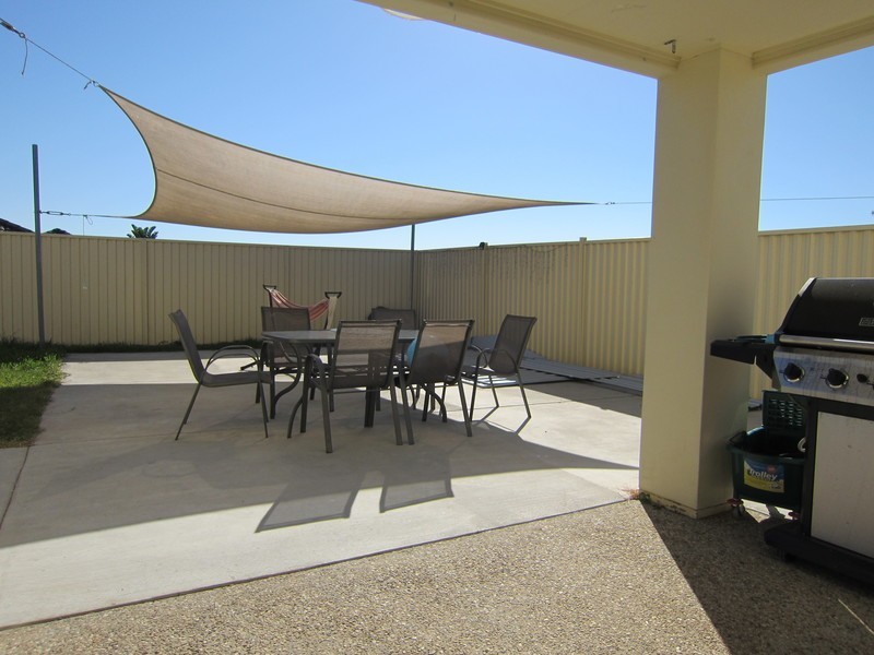 15 Katie Way, Raceview QLD 4305