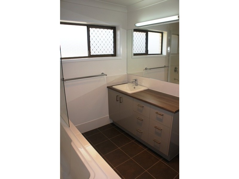 54 Harding Street, Raceview QLD 4305