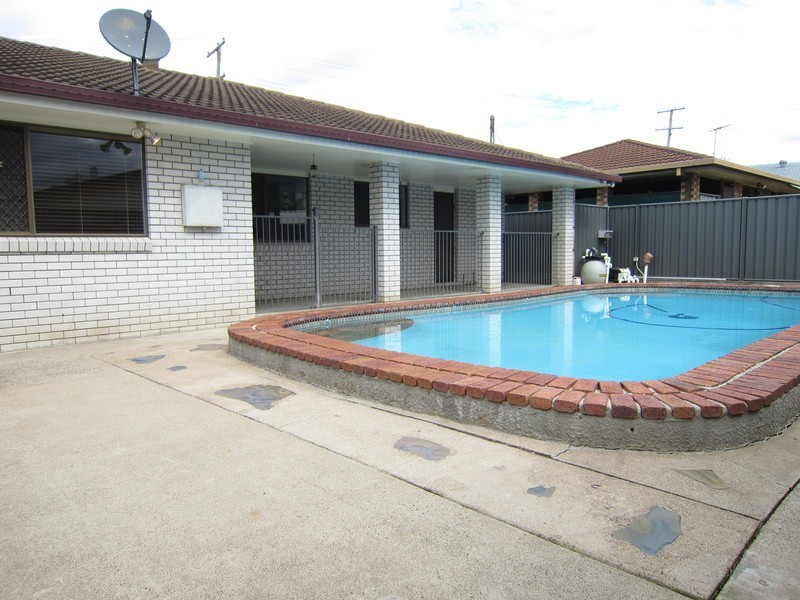 54 Harding Street, Raceview QLD 4305