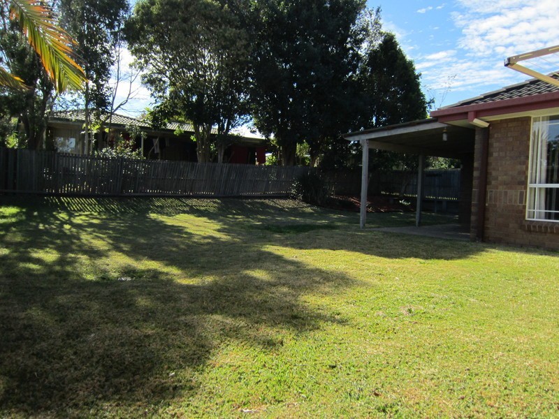 1 Jonquil Circuit, Flinders View QLD 4305