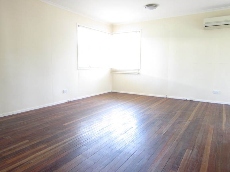 13 Wentworth Street, Leichhardt QLD 4305