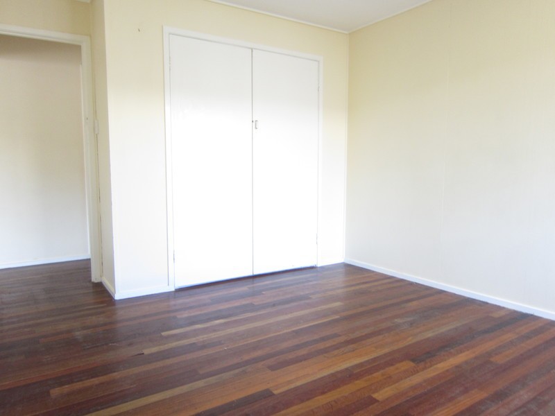 13 Wentworth Street, Leichhardt QLD 4305