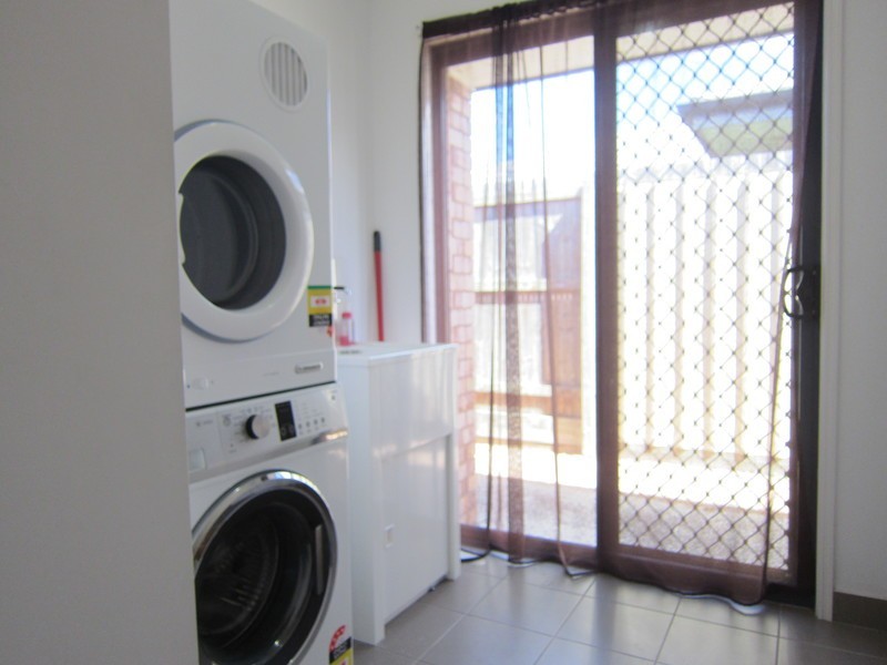 144 Berry Street, Yamanto QLD 4305